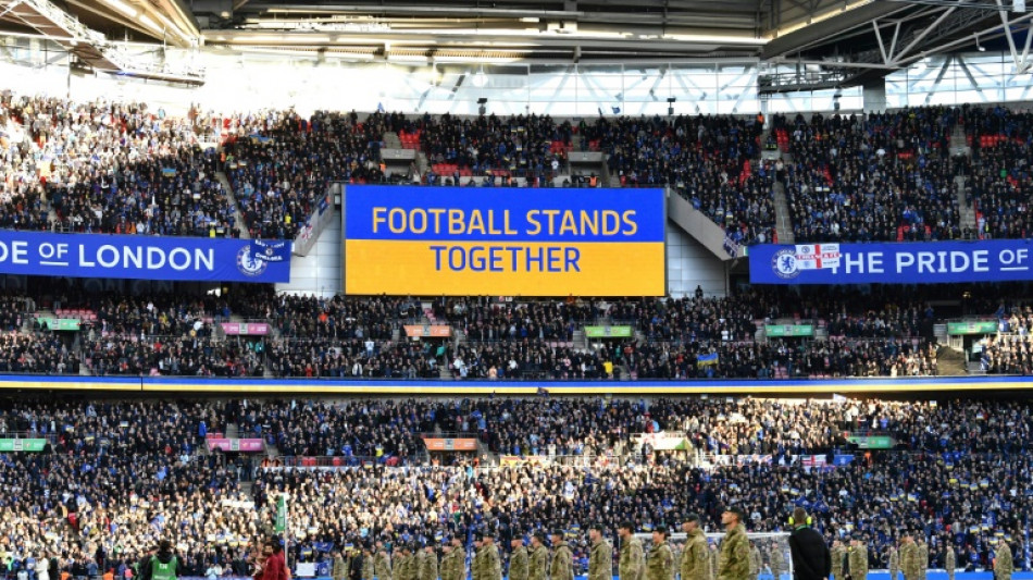 Angleterre: une minute d'applaudissements en solidarit&eacute; avec l'Ukraine avant Chelsea-Liverpool