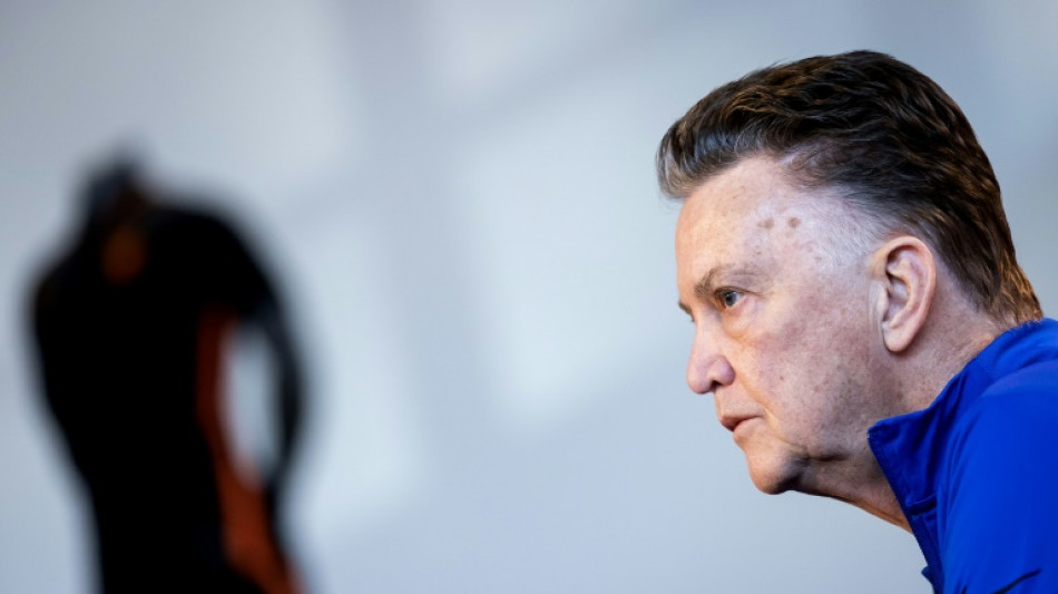 El seleccionador holand&eacute;s, Louis Van Gaal, da positivo al covid-19