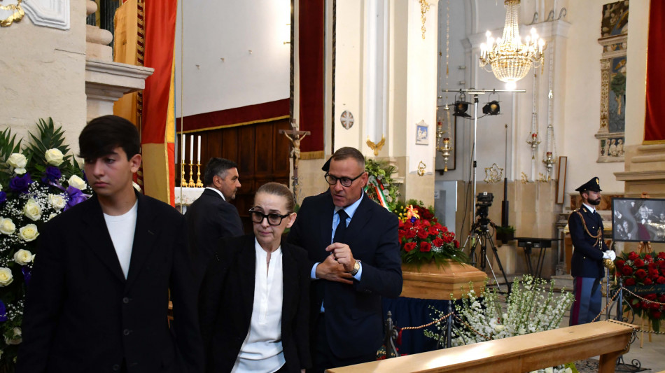 Dina Minna, incredibili manifestazioni d'affetto per Pippo