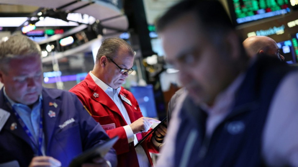 Les march&eacute;s mondiaux profitent de la suspension des droits de douane entre Chine et Etats-Unis