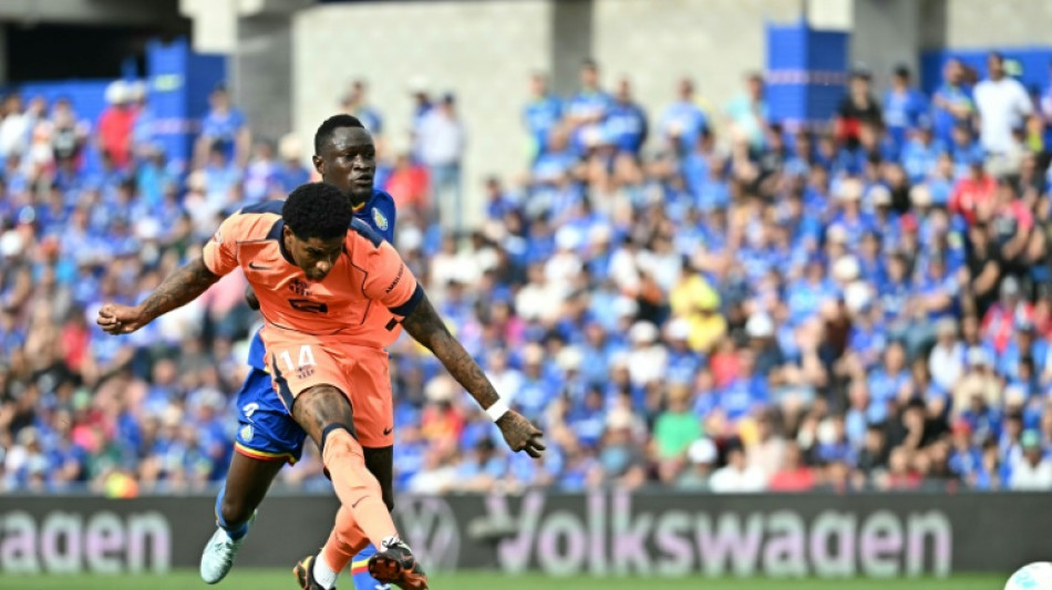 Barcelona on brink of La Liga triumph, Atletico build confidence