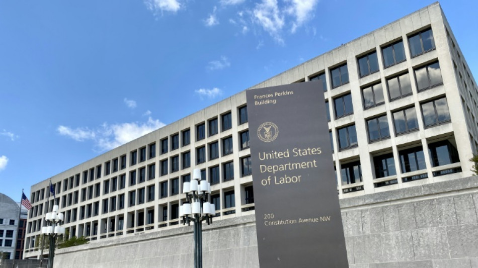 Les ados au travail aux Etats-Unis, entre lois assouplies et embauches ill&eacute;gales 