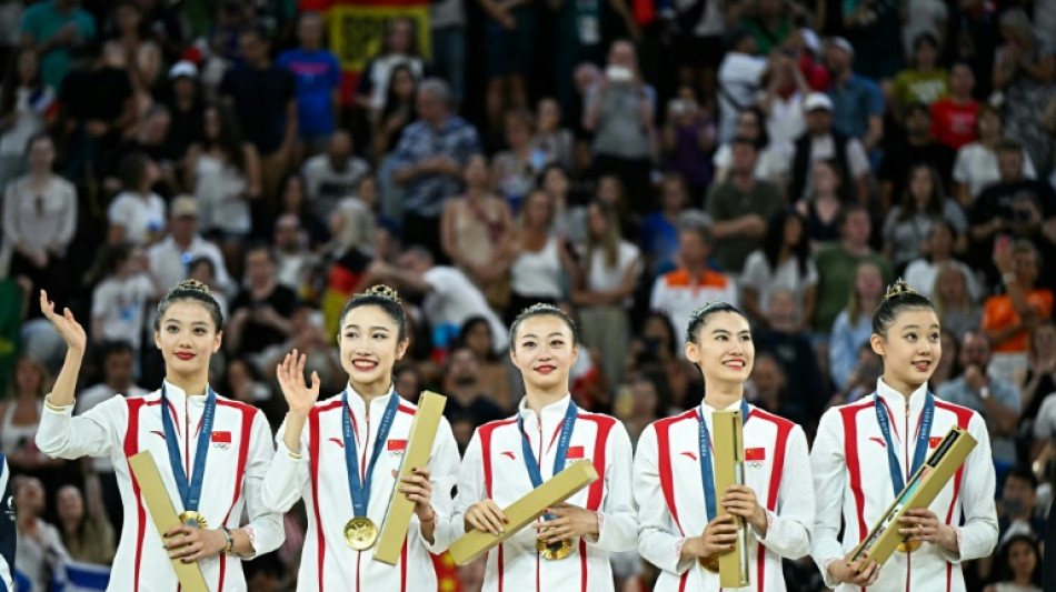 China conquista 1&ordm; ouro ol&iacute;mpico de sua hist&oacute;ria na gin&aacute;stica r&iacute;tmica