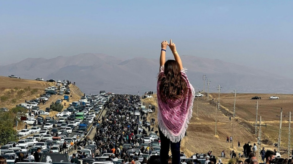 Iran: le r&eacute;gime confront&eacute; &agrave; une implacable volont&eacute; de changement