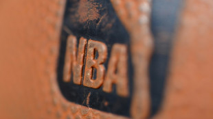 "Schwalben" werden sanktioniert: NBA n&uuml;nftig mit neuer Regel