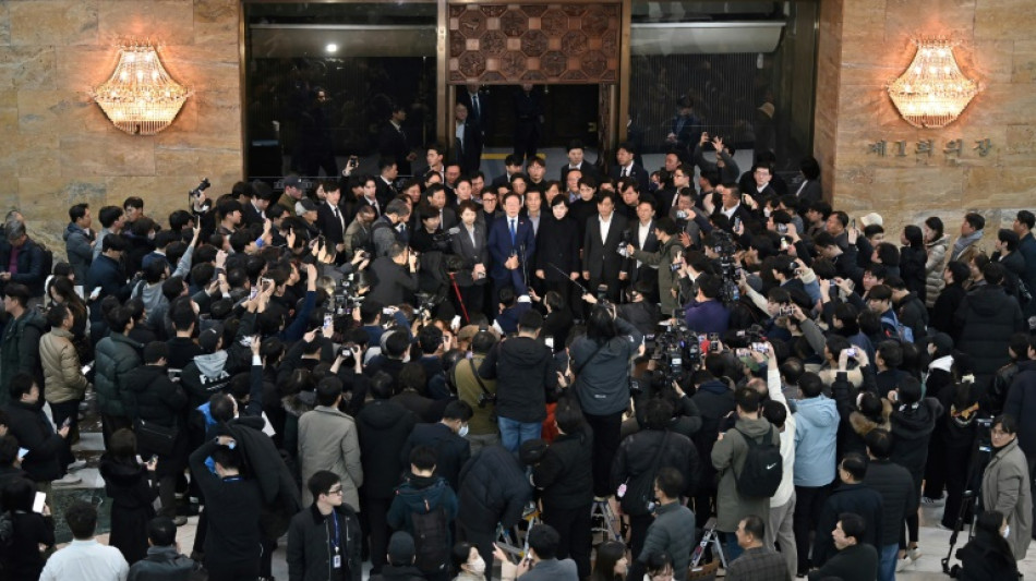 Cor&eacute;e du Sud: le pr&eacute;sident Yoon pouss&eacute; &agrave; la d&eacute;mission apr&egrave;s son &eacute;ph&eacute;m&egrave;re loi martiale