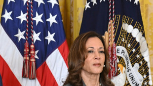 Trump amea&ccedil;a eliminar programas de imigra&ccedil;&atilde;o e Harris visita fronteira com o M&eacute;xico