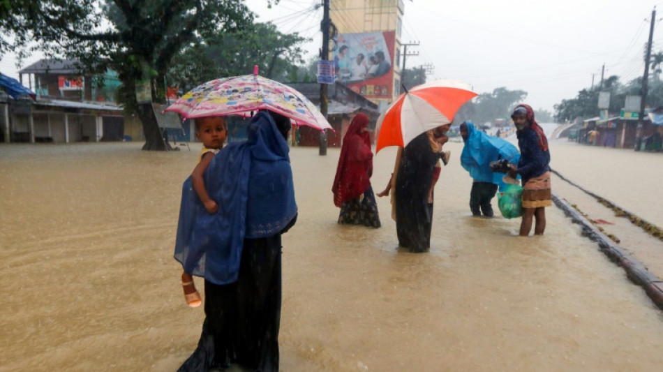 Al menos 25 muertos en inundaciones en Banglad&eacute;s