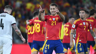 Spanien siegt locker, Kantersieg f&uuml;r die T&uuml;rkei