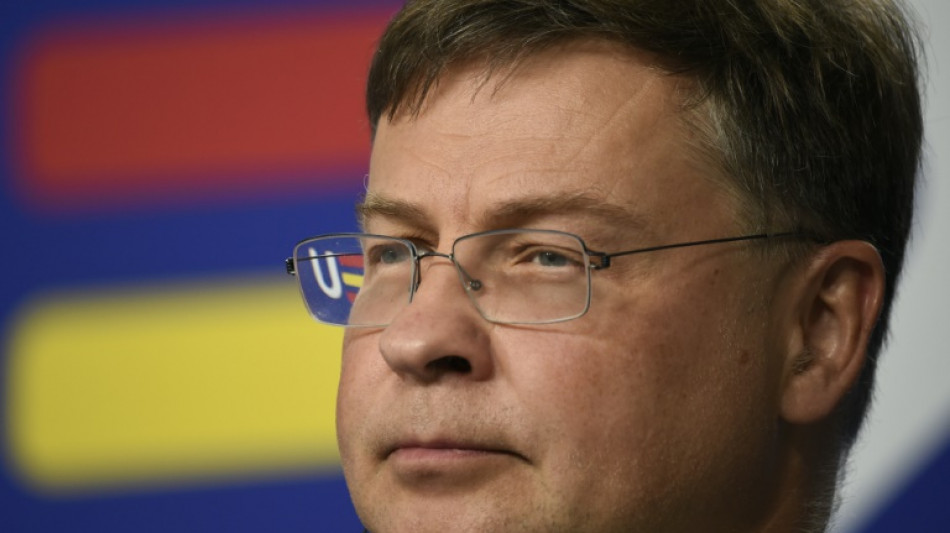 Empresas europeias na China est&atilde;o 'preocupadas', diz comiss&aacute;rio do Com&eacute;rcio da UE