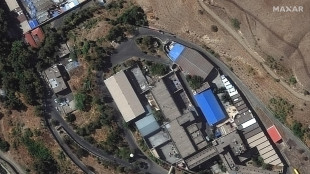 Media, raid israeliano ha colpito ingresso del carcere Evin