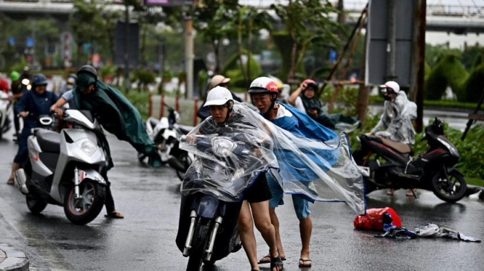 El supertif&oacute;n Yagi causa al menos tres muertos en Vietnam tras su paso por China
