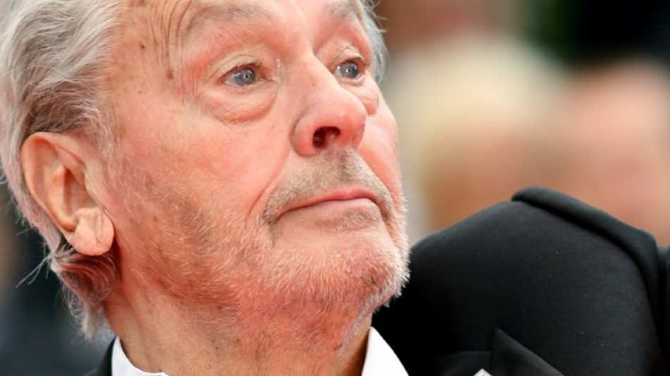 Une collection d'&oelig;uvres d'art d'Alain Delon aux ench&egrave;res