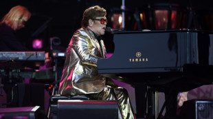 Elton John ver&ouml;ffentlicht im April neues Album "Who Believes In Angels?"