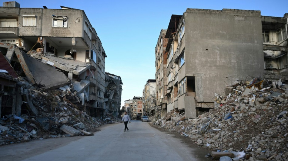 Conferencia moviliza recursos para ayudar a v&iacute;ctimas del terremoto en Turqu&iacute;a y Siria