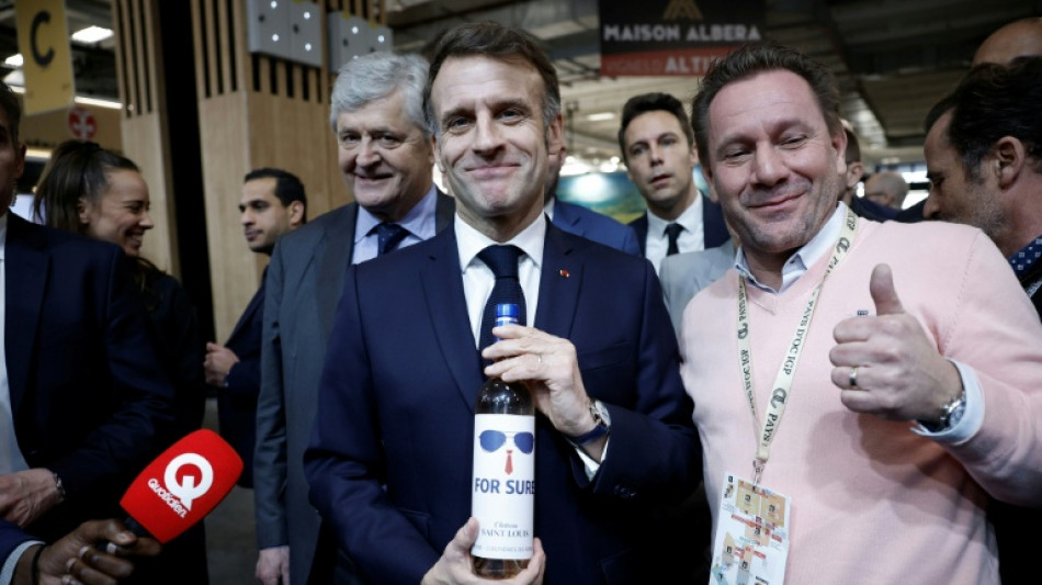"Franz&ouml;sische Lebensart": Macron will Wein-Exporte steigen 