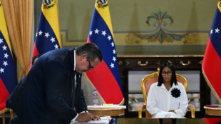 Venezuela, Chevron strike deals to expand oil operations in key region