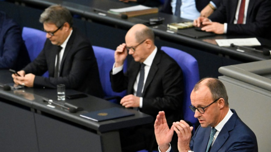 Bundestag: Scholz h&auml;lt Regierungserkl&auml;rung - Union stellt Migrations-Antr&auml;ge