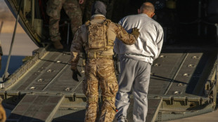 Costa Rica servir&aacute; de ponte para imigrantes deportados pelos EUA