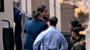 Cadena perpetua a australiana que mató a familiares al cocinar con hongos tóxicos