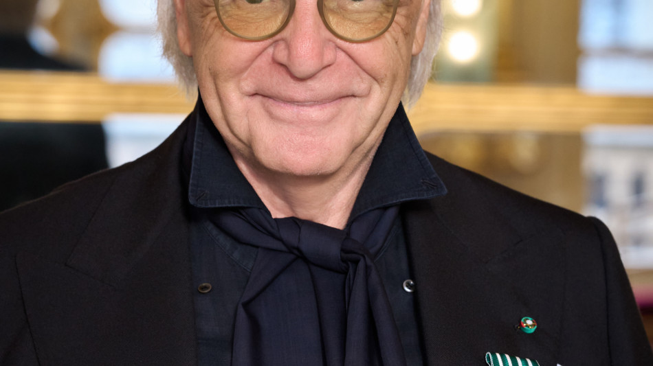 Della Valle nominato cavaliere delle arti e delle lettere