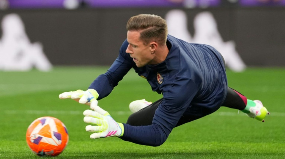 Barcelona strip Ter Stegen of captain's armband