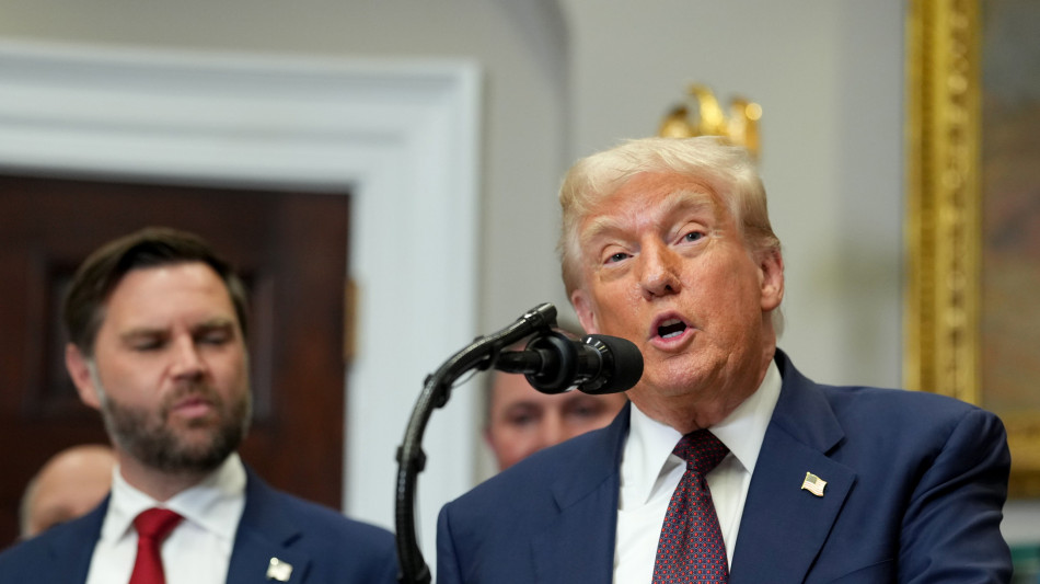 Trump, 'imporr&ograve; sanzioni su Mosca, non so se servir&agrave;'