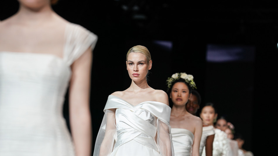 Per la sposa un guardaroba con almeno tre abiti di ricambio