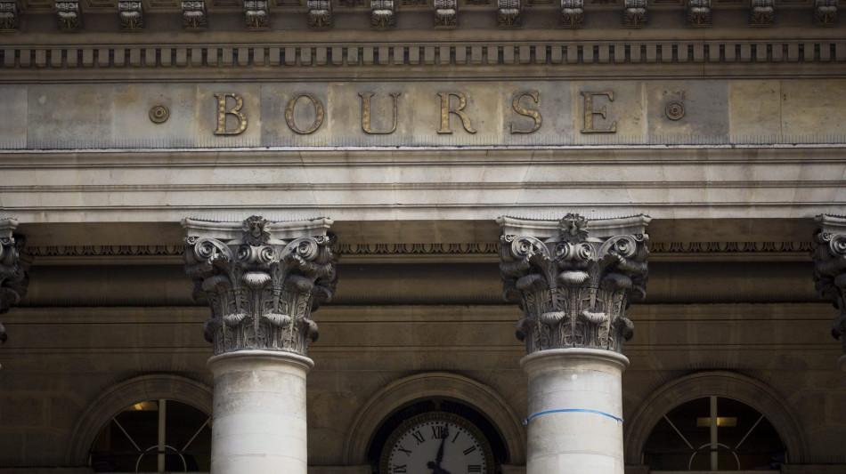 Borsa: l'Europa si conferma positiva, euro ancora in rialzo