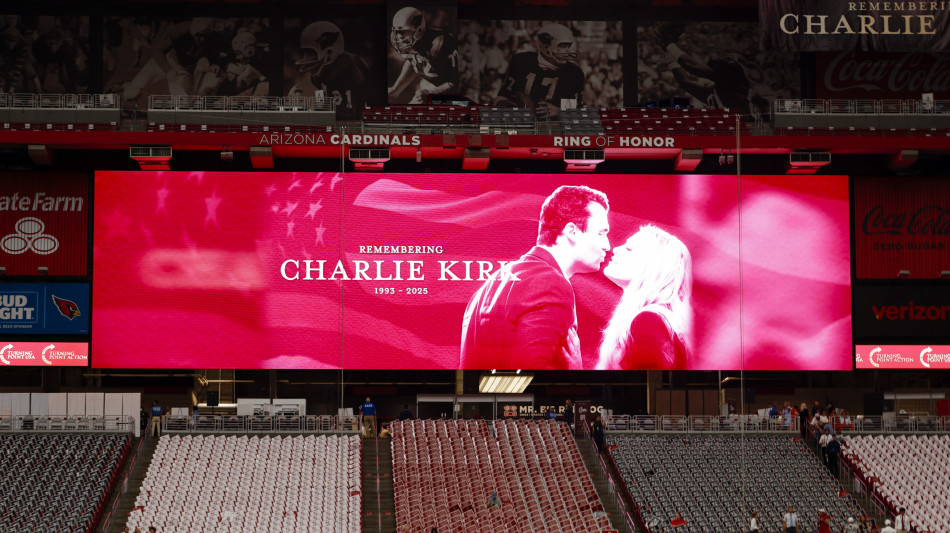 Alle prime ore del giorno gente gi&agrave; in fila per Kirk'