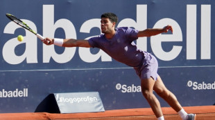 Carlos Alcaraz anuncia que n&atilde;o disputar&aacute; o Masters de Madri por les&atilde;o