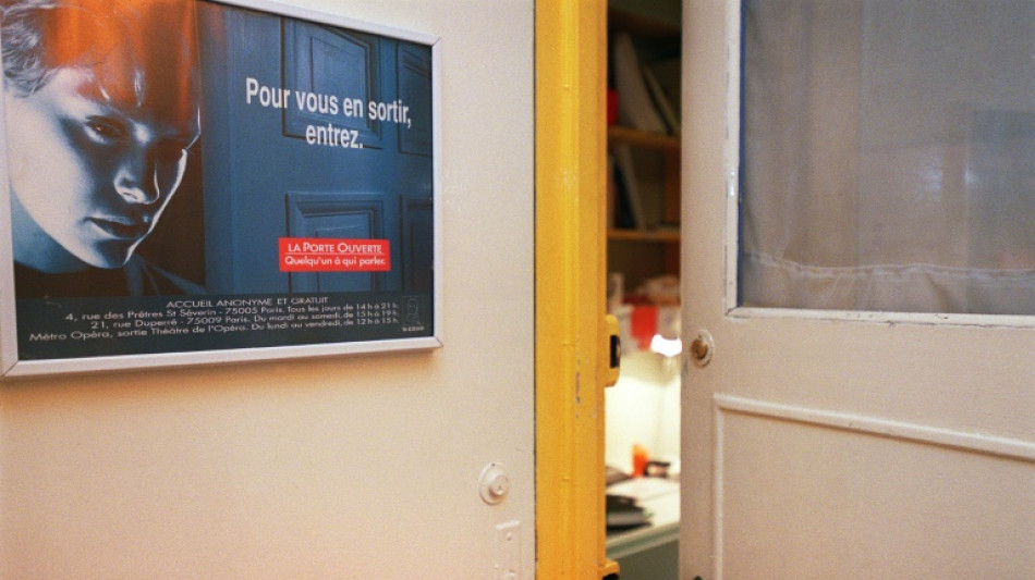 Forte hausse des pens&eacute;es et tentatives de suicide des jeunes adultes, selon une &eacute;tude