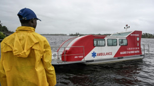 C&ocirc;te d'Ivoire: un bateau-ambulance pour l'acc&egrave;s aux soins des populations lagunaires