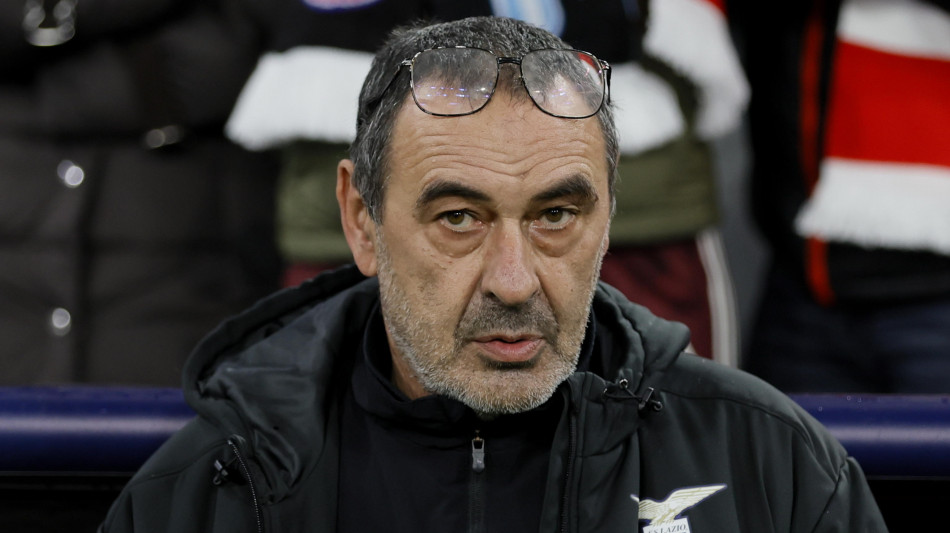 Calcio: Sarri in clinica, Lazio 'visita idoneit&agrave; approfondita'