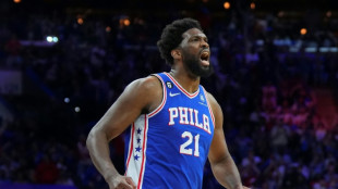 Camaronês Joel Embiid (Sixers) conquista seu primeiro prêmio MVP da NBA 