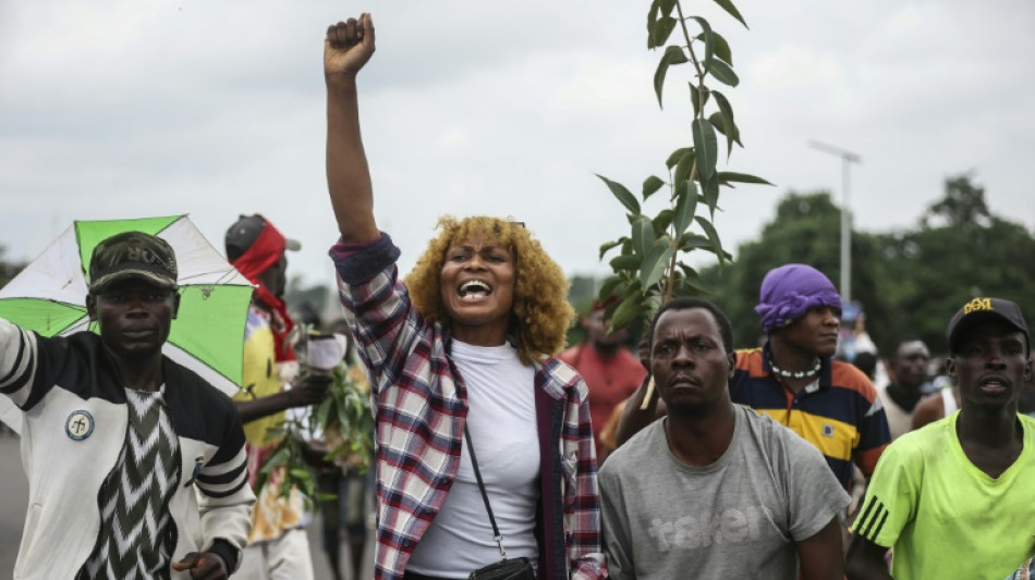 Nigerias Pr&auml;sident ruft zu Einstellung der Proteste auf - Berichte &uuml;ber Tote 