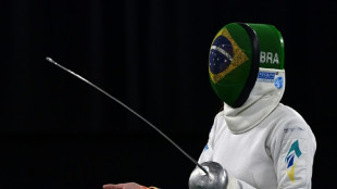 Brasil conquista ouro in&eacute;dito na esgrima feminina no Pan