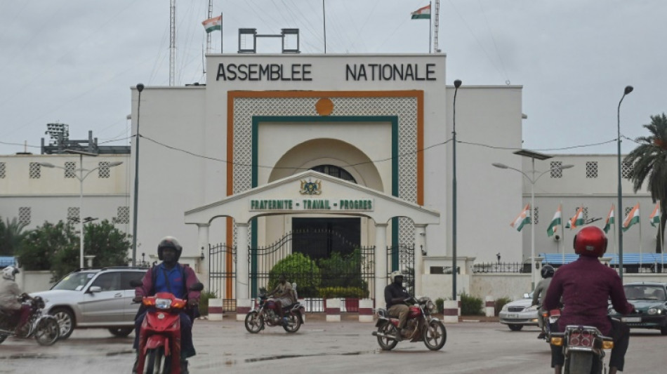 Diplomacia regional ainda busca sa&iacute;das para crise pol&iacute;tica no N&iacute;ger