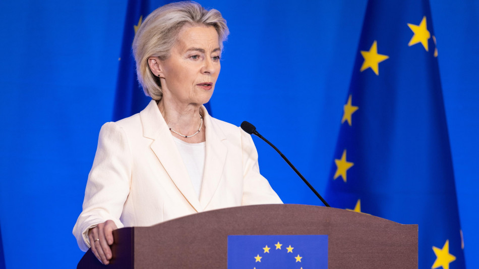 Von der Leyen, 'con l'accordo dazi stabilit&agrave; e sicurezza'