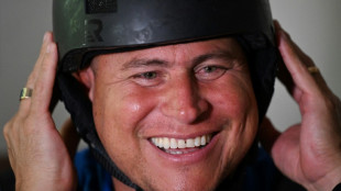 'Ainda preso', diz jornalista salvadorenho, deportado após viver 20 anos sem documentos nos EUA