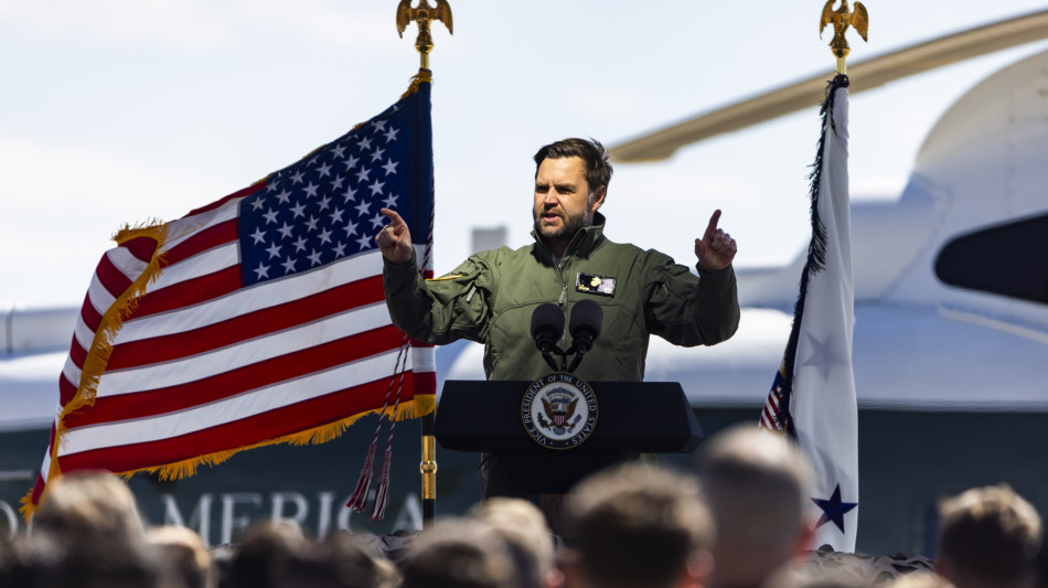 Vance, Danimarca non ha fatto buon lavoro in Groenlandia