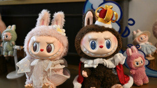 De P&eacute;kin &agrave; Rihanna, les poup&eacute;es Labubu mascottes du soft power chinois