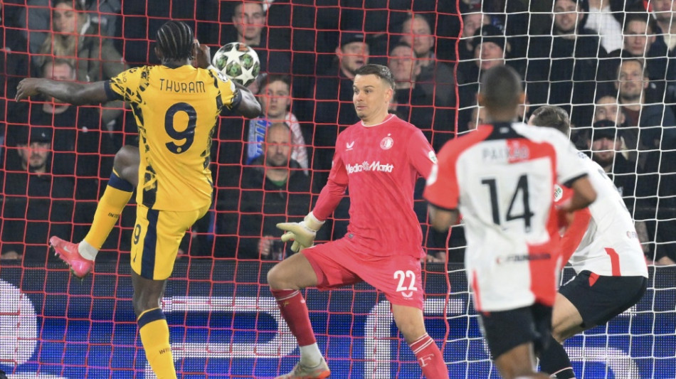 Inter bleibt cool im "De Kuip" - Pleite f&uuml;r van Persie