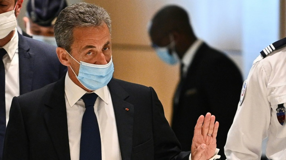 Sarkozy, le boulimique de politique de plus en plus entrav&eacute; par la justice 
