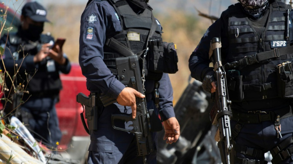 Un comando armado mata a siete personas en un balneario del centro de M&eacute;xico