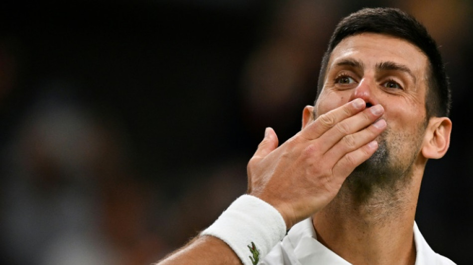Djokovic vence Rune sem sustos e vai &agrave;s quartas de final de Wimbledon