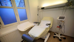 Les sage-femmes autoris&eacute;es &agrave; pratiquer l'IVG instrumentale dans les m&ecirc;mes conditions que les m&eacute;decins