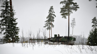 Ukraine: Macron va voir Poutine, en qu&ecirc;te de d&eacute;sescalade 