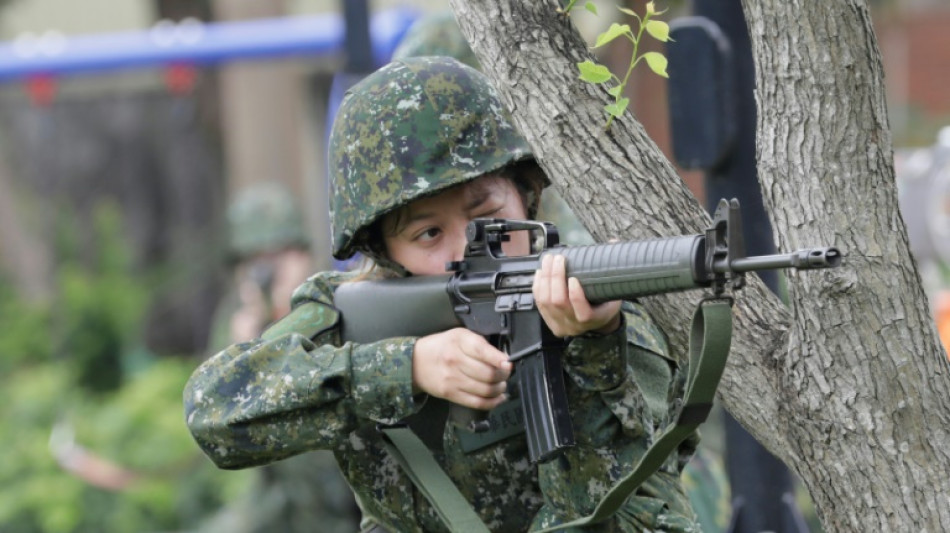 Taiw&aacute;n organiza un primer entrenamiento de mujeres reservistas del ej&eacute;rcito