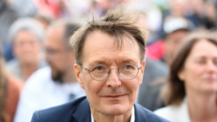 Gesundheitsminister will Einreiseregeln &uuml;ber den Sommer lockern